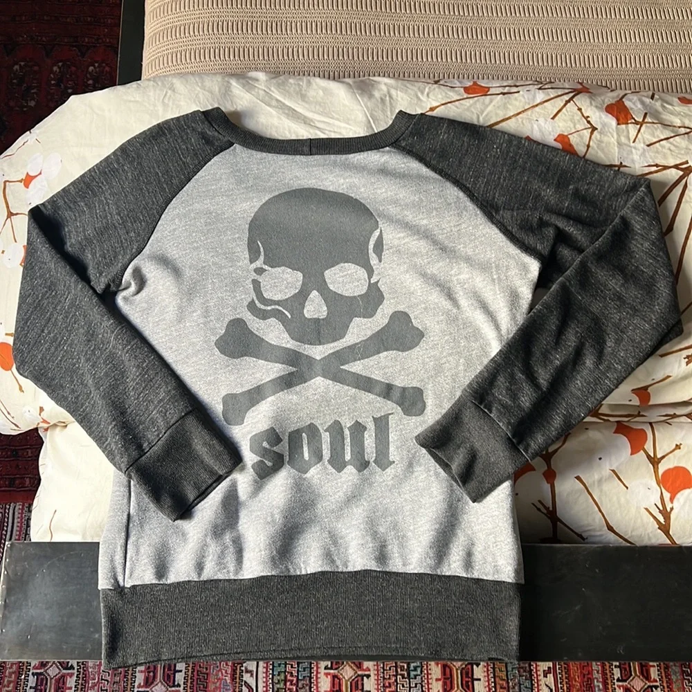 Soul cycle grey sweatsuit crew neck with elastic ankle jogger - Picture 2 of 10